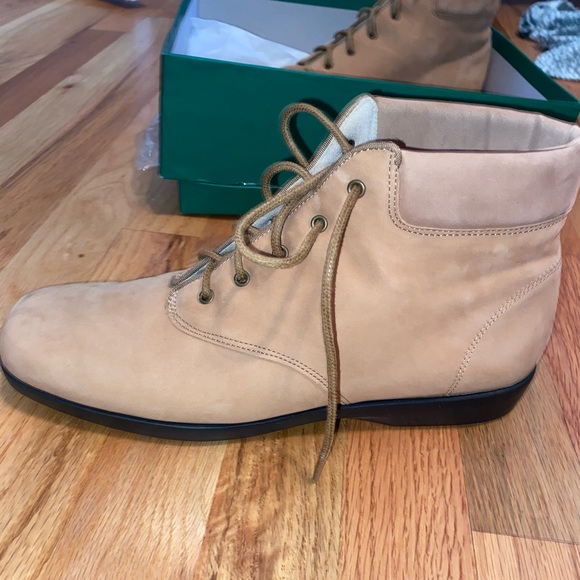 Rose Hommerson shoes - Picture 4 of 4